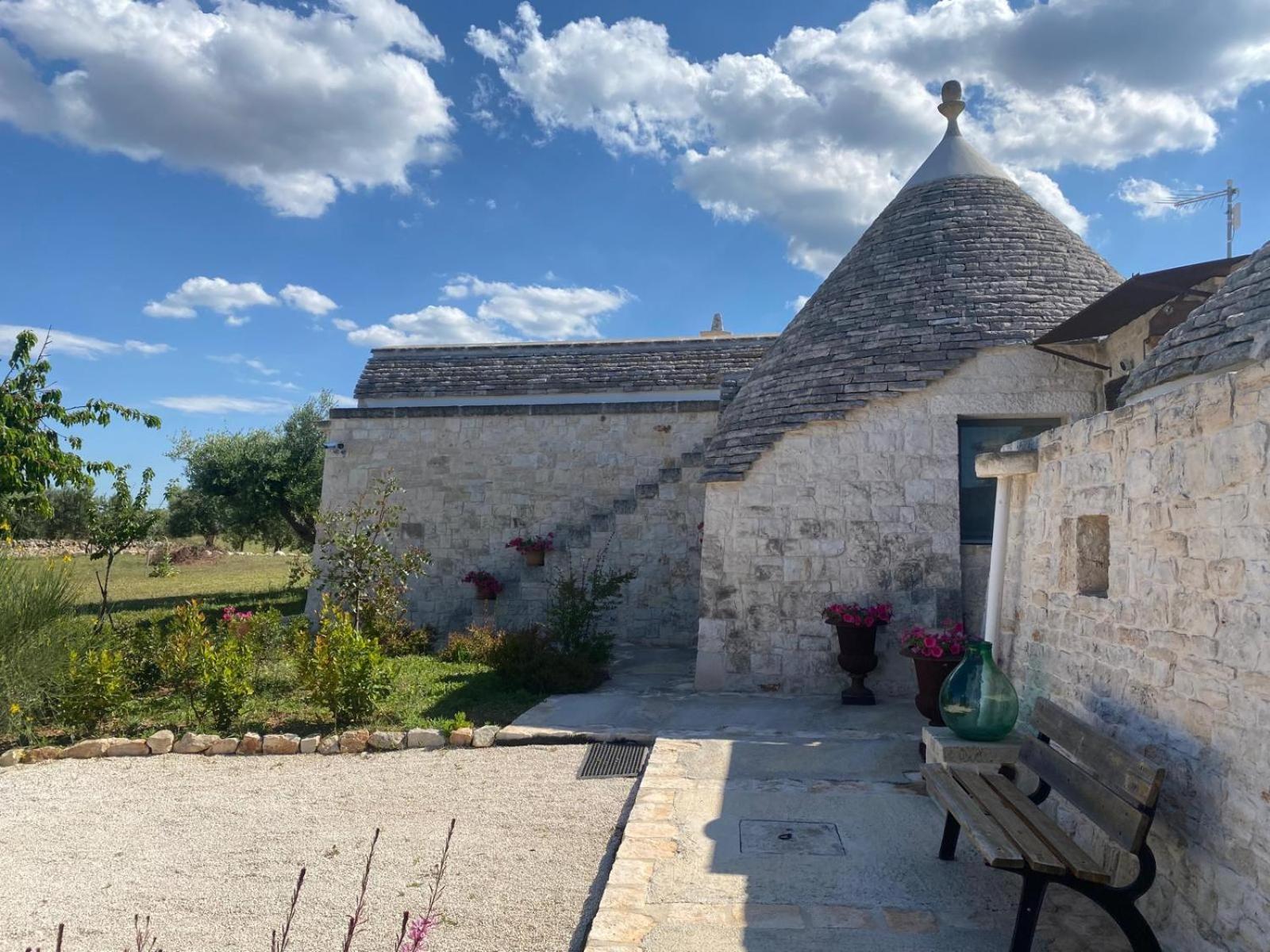 Trullo Masso Antico Villa Alberobello Exterior foto